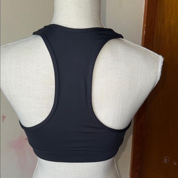 Women's Black Sports Bra - Picture 4 of 6